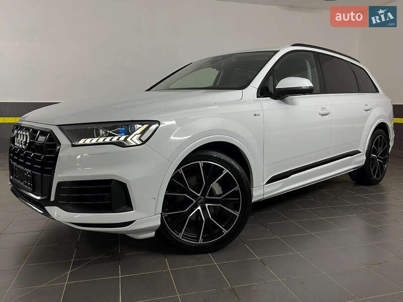 Внедорожник / Кроссовер Audi Q7 2020 в Казатине