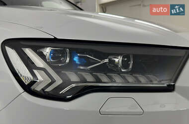 Внедорожник / Кроссовер Audi Q7 2020 в 