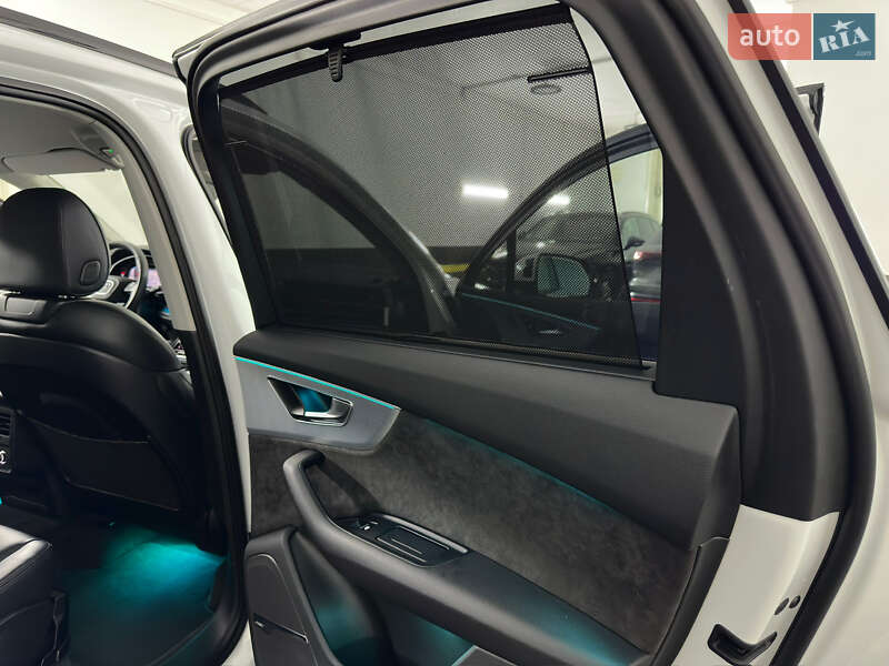Внедорожник / Кроссовер Audi Q7 2020 в Казатине