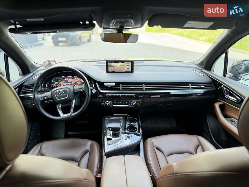 Внедорожник / Кроссовер Audi Q7 2017 в Ровно