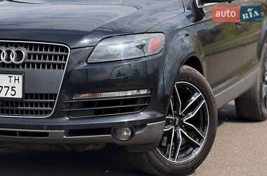 Внедорожник / Кроссовер Audi Q7 2007 в 