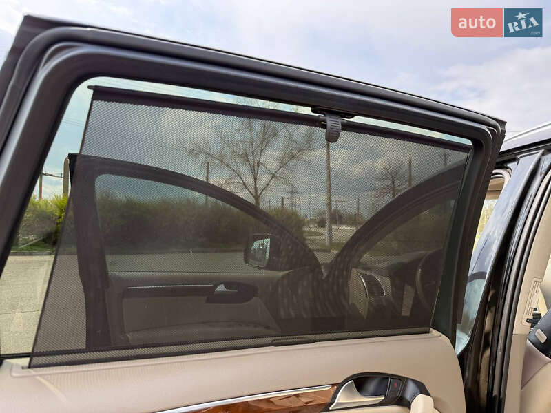 Позашляховик / Кросовер Audi Q7 2007 в Кривому Розі