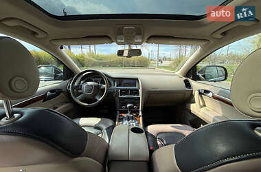 Внедорожник / Кроссовер Audi Q7 2007 в 