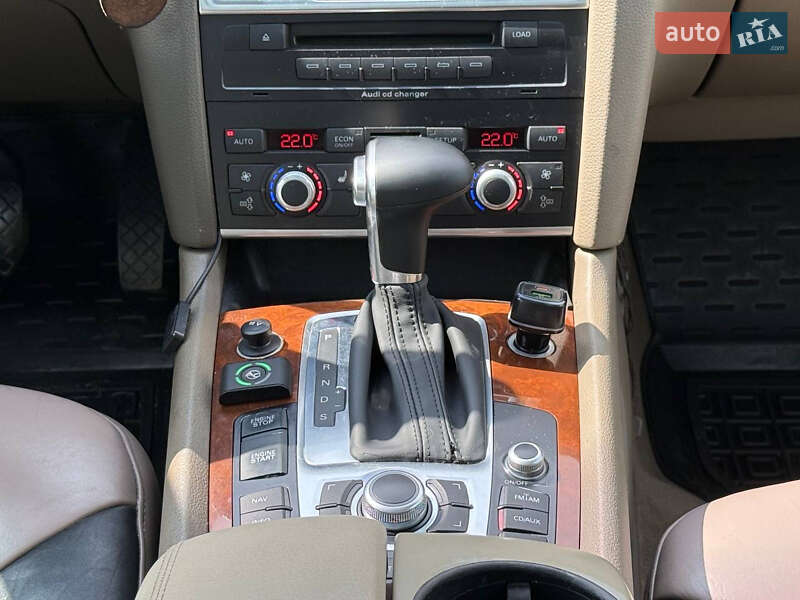 Позашляховик / Кросовер Audi Q7 2007 в Кривому Розі