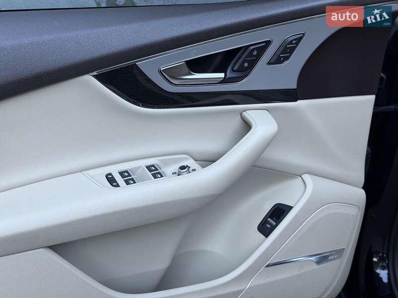 Позашляховик / Кросовер Audi Q7 2017 в Одесі фото 27 Позашляховик / Кросовер Audi Q7 2017 в Одесі