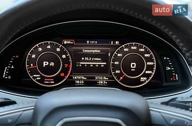 Внедорожник / Кроссовер Audi Q7 2017 в 