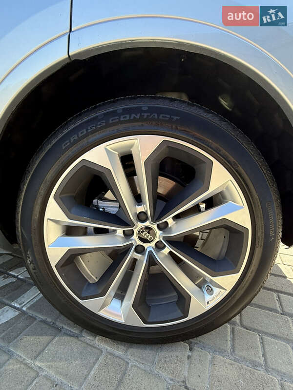 Позашляховик / Кросовер Audi Q7 2023 в Львові фото 6 Позашляховик / Кросовер Audi Q7 2023 в Львові