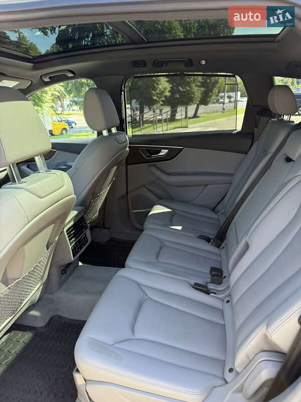 Позашляховик / Кросовер Audi Q7 2023 в Львові фото 17 Позашляховик / Кросовер Audi Q7 2023 в Львові