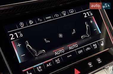 Позашляховик / Кросовер Audi Q7 2020 в 