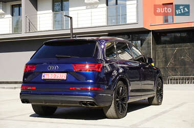 Внедорожник / Кроссовер Audi Q7 2019 в 