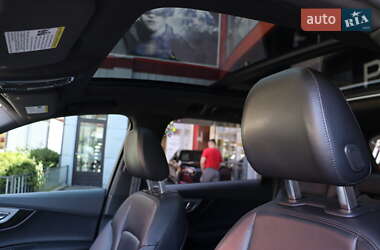 Позашляховик / Кросовер Audi Q7 2019 в 