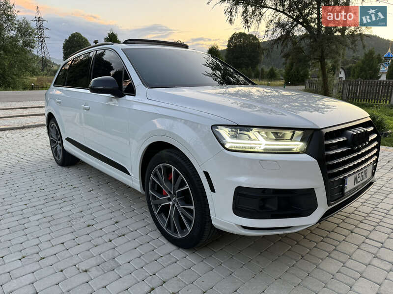 Позашляховик / Кросовер Audi Q7 2018 в Самборі