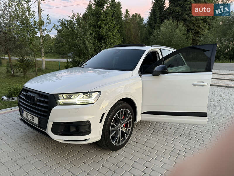 Позашляховик / Кросовер Audi Q7 2018 в Самборі