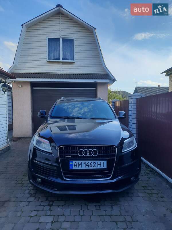 Внедорожник / Кроссовер Audi Q7 2008 в 