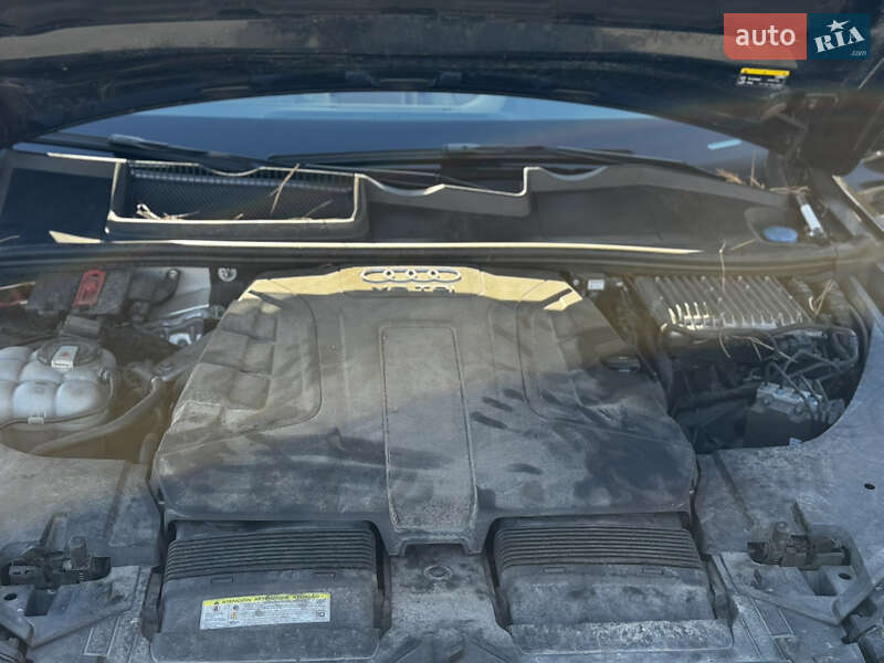 Внедорожник / Кроссовер Audi Q7 2017 в Черкассах фото 28 Внедорожник / Кроссовер Audi Q7 2017 в Черкассах