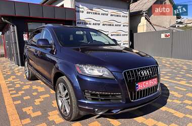 Позашляховик / Кросовер Audi Q7 2015 в 