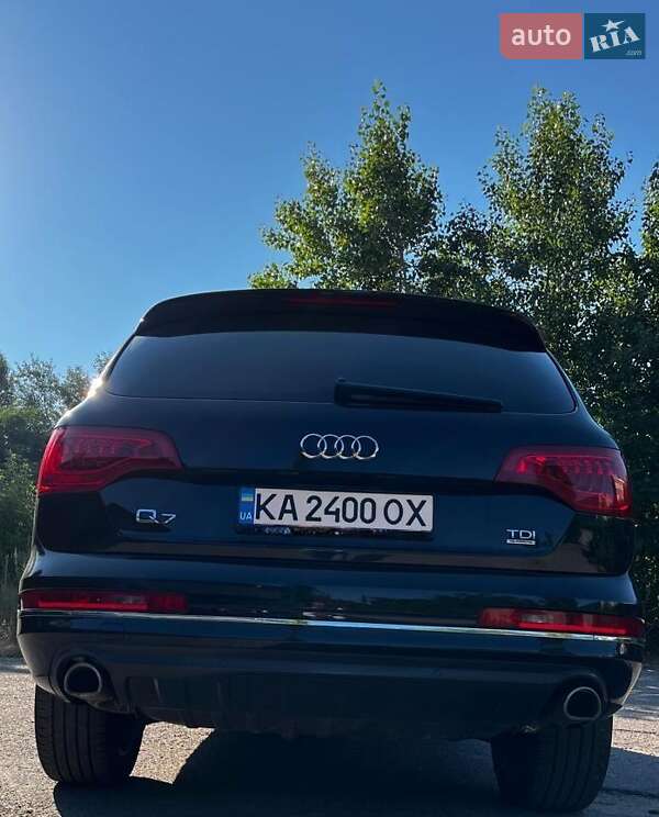 Внедорожник / Кроссовер Audi Q7 2014 в Киеве