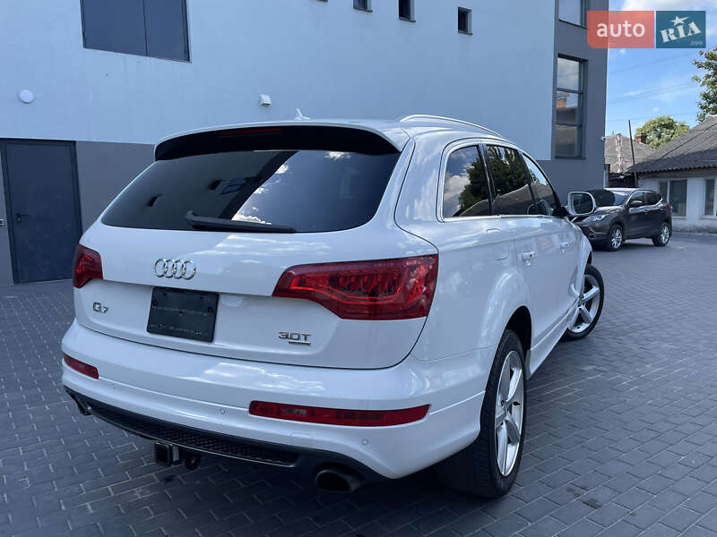 Внедорожник / Кроссовер Audi Q7 2015 в Хмельницком