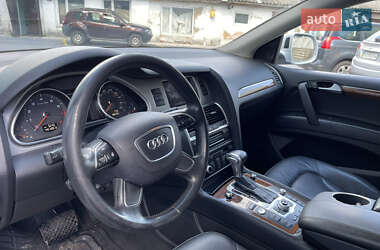 Внедорожник / Кроссовер Audi Q7 2015 в 