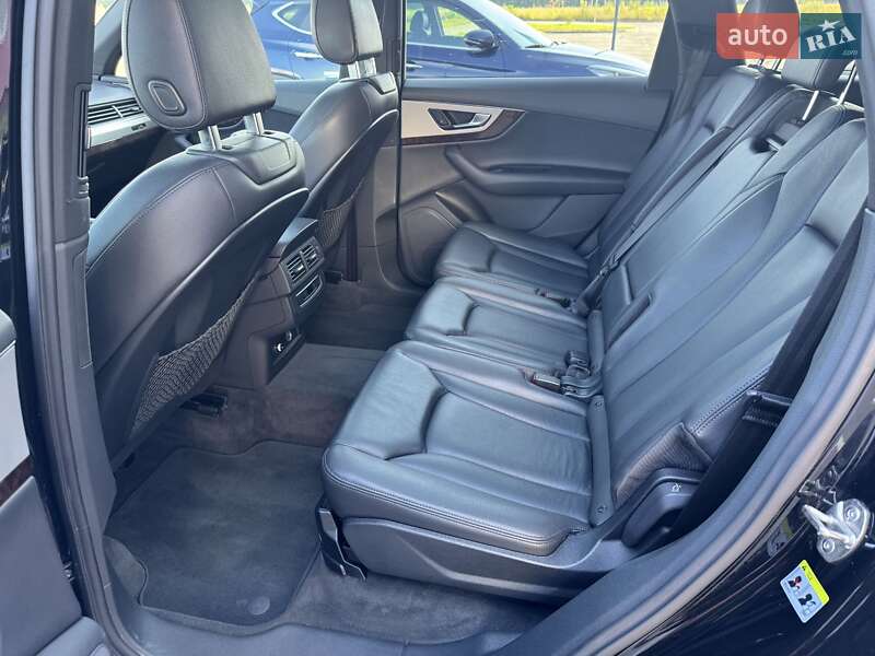 Внедорожник / Кроссовер Audi Q7 2018 в Виннице