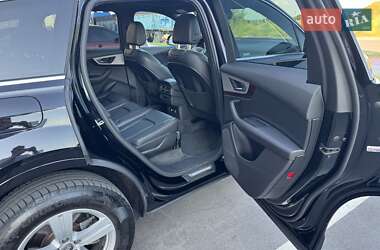 Внедорожник / Кроссовер Audi Q7 2018 в 
