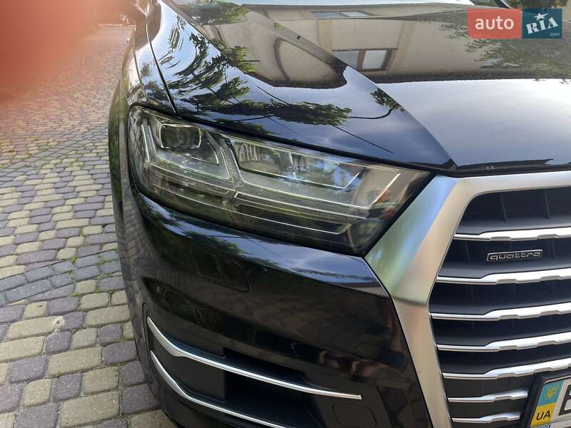 Внедорожник / Кроссовер Audi Q7 2016 в Львове