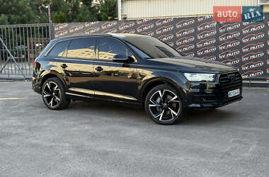 Внедорожник / Кроссовер Audi Q7 2019 в 