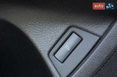 Внедорожник / Кроссовер Audi Q7 2013 в 