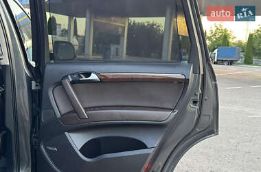 Внедорожник / Кроссовер Audi Q7 2013 в 