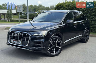 Внедорожник / Кроссовер Audi Q7 2020 в 