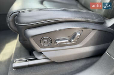 Внедорожник / Кроссовер Audi Q7 2020 в 