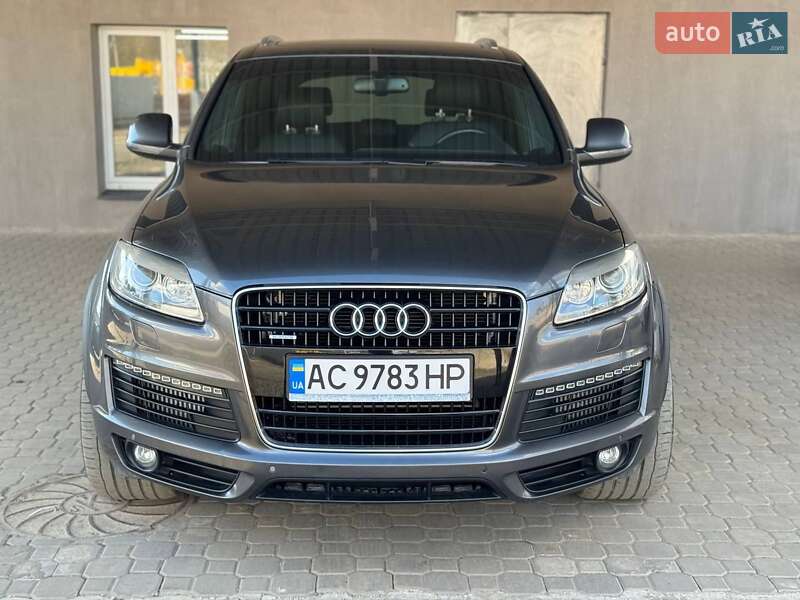Внедорожник / Кроссовер Audi Q7 2007 в Луцке