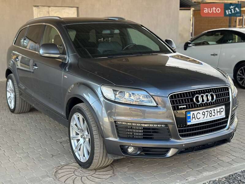 Внедорожник / Кроссовер Audi Q7 2007 в Луцке