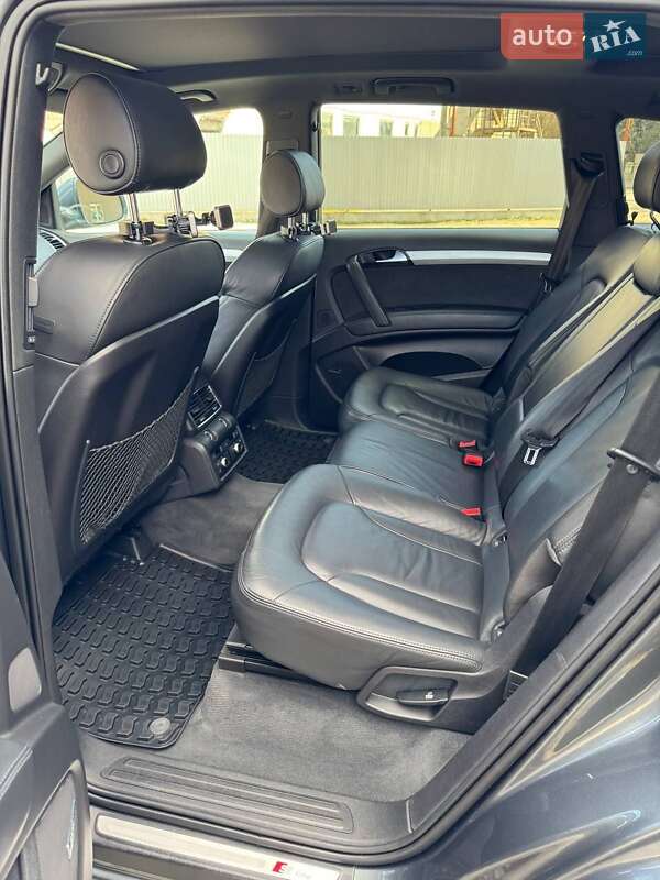 Внедорожник / Кроссовер Audi Q7 2007 в Луцке