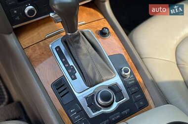 Внедорожник / Кроссовер Audi Q7 2007 в 