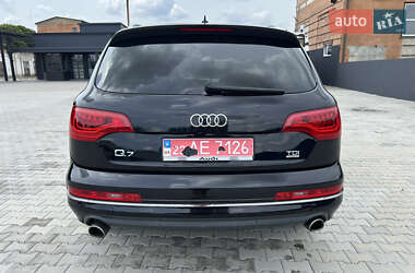 Внедорожник / Кроссовер Audi Q7 2013 в 