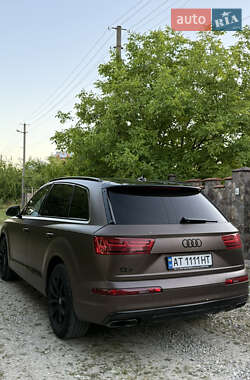 Внедорожник / Кроссовер Audi Q7 2019 в 