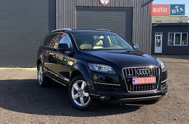 Внедорожник / Кроссовер Audi Q7 2014 в Ужгороде