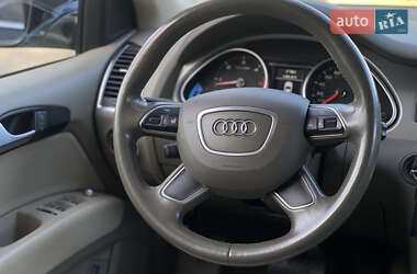 Внедорожник / Кроссовер Audi Q7 2014 в 
