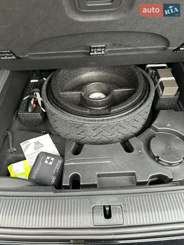 Внедорожник / Кроссовер Audi Q7 2016 в Тернополе