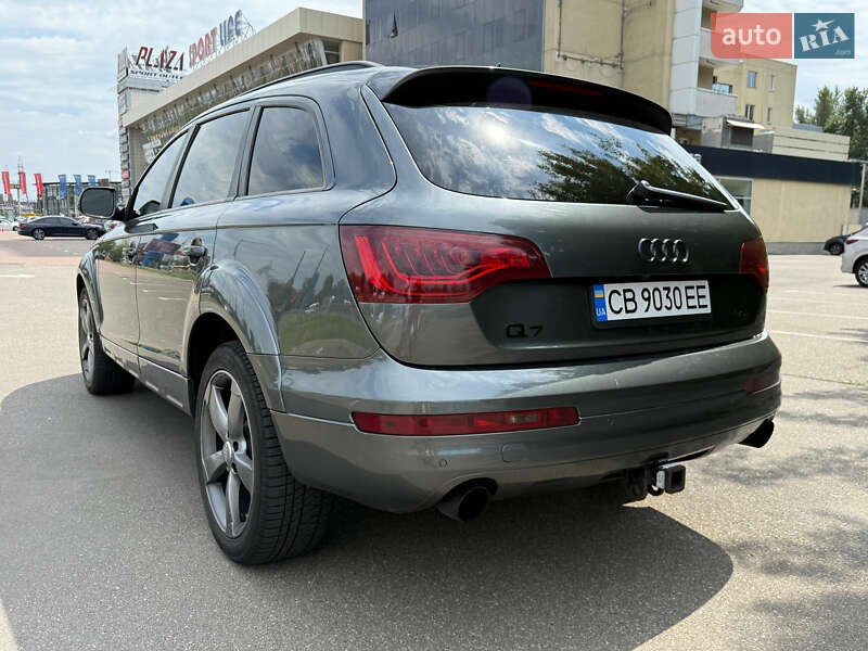 Внедорожник / Кроссовер Audi Q7 2014 в Киеве