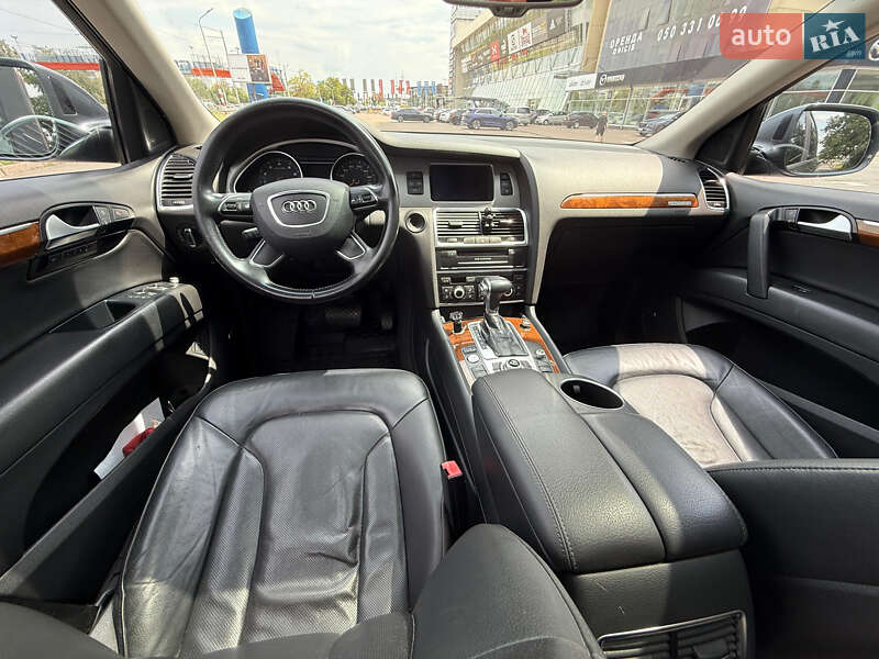 Внедорожник / Кроссовер Audi Q7 2014 в Киеве