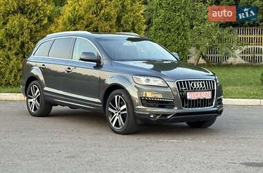 Внедорожник / Кроссовер Audi Q7 2013 в 