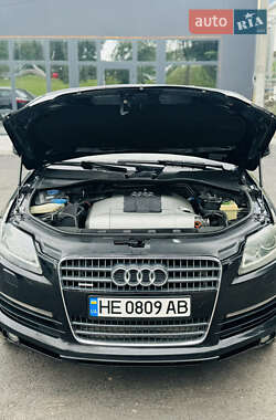 Внедорожник / Кроссовер Audi Q7 2006 в 