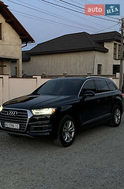 Внедорожник / Кроссовер Audi Q7 2016 в 