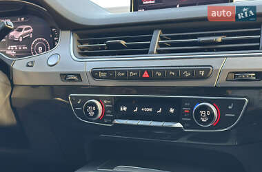 Внедорожник / Кроссовер Audi Q7 2016 в 