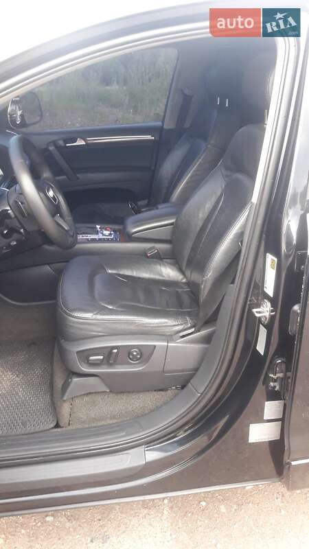 Внедорожник / Кроссовер Audi Q7 2006 в Глухове