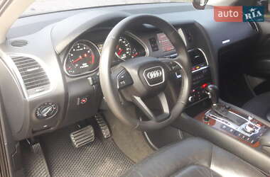 Внедорожник / Кроссовер Audi Q7 2006 в 