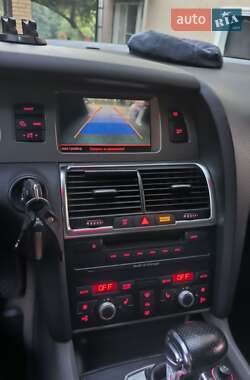 Внедорожник / Кроссовер Audi Q7 2007 в 