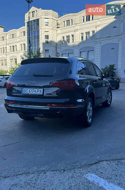 Внедорожник / Кроссовер Audi Q7 2015 в 